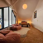 Loft Ludique Avec Piscine