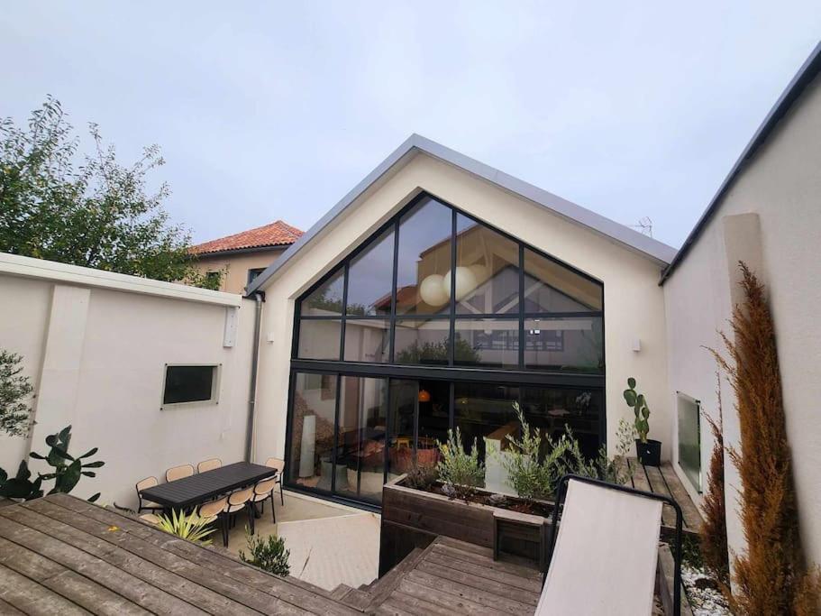 Loft Ludique Avec Piscine Appartement