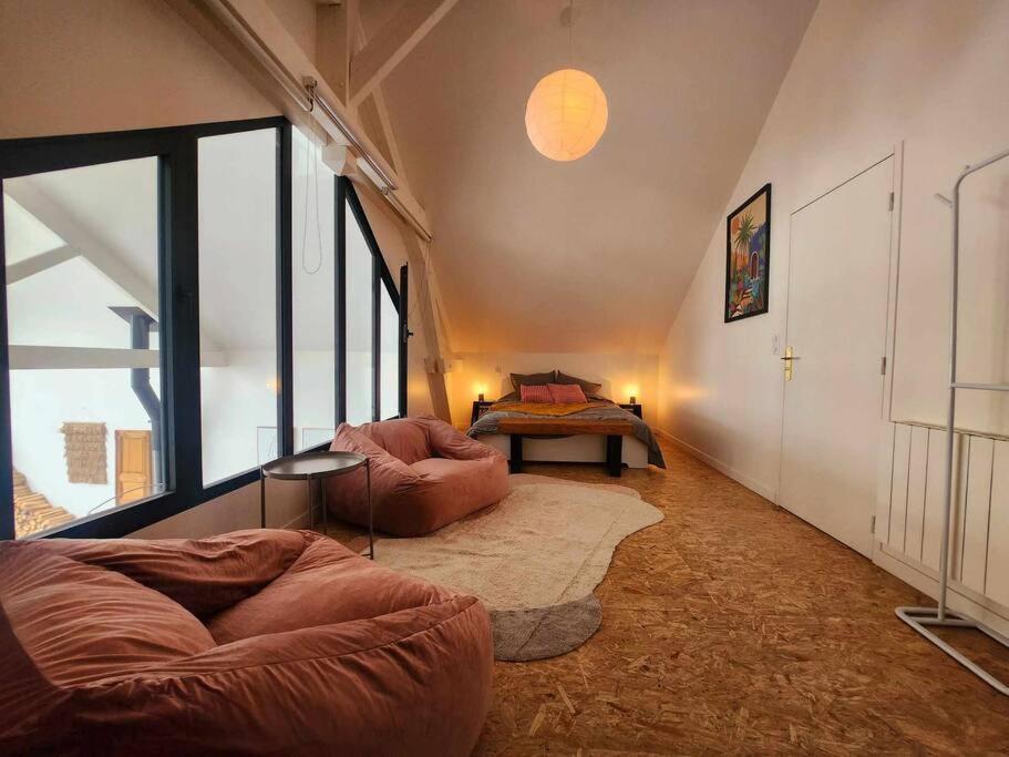 Loft Ludique Avec Piscine Appartement