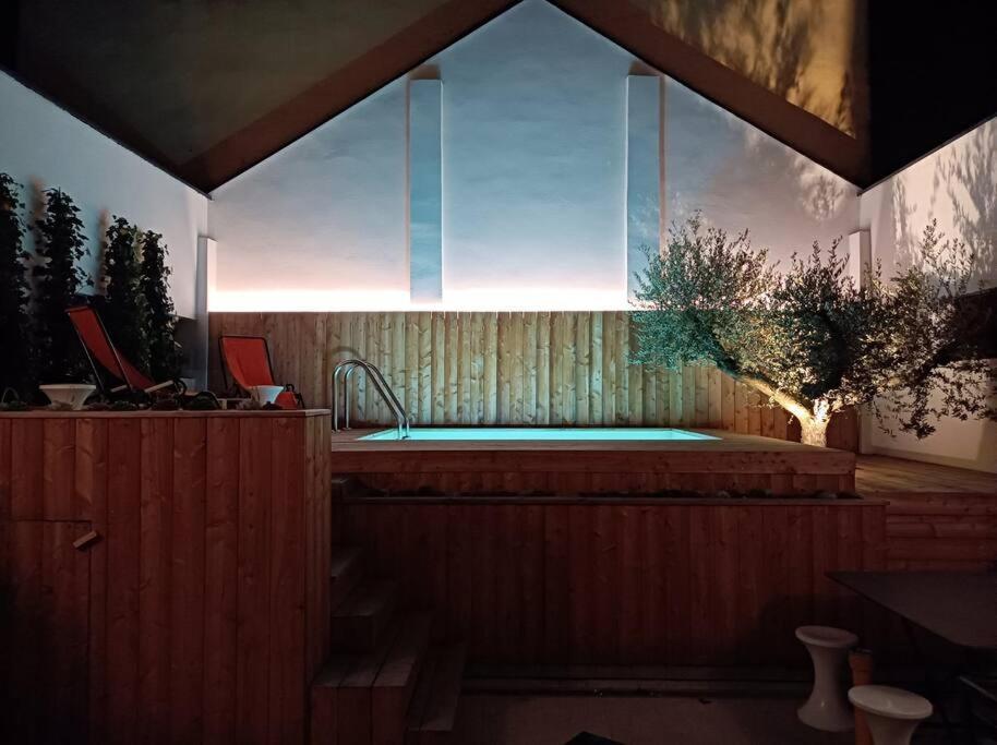 Loft Ludique Avec Piscine *